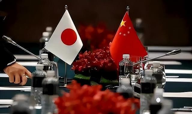 中日关系为何突遭降级？日媒爆料：首相已萌生退意，背后暗流涌动（组图） - 1