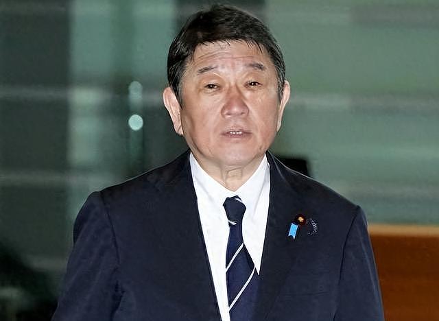 中日关系为何突遭降级？日媒爆料：首相已萌生退意，背后暗流涌动（组图） - 2