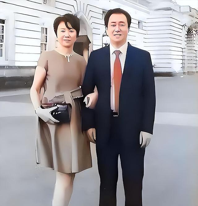 认罪刚1天!许家印长子被曝月领4100万生活费,家族资产黑幕全揭开(组图) - 5