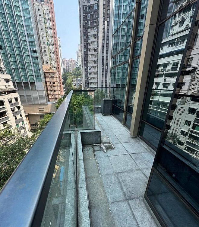 陈伟霆2800万出售豪宅,开卖三天涨价120万,曾开价3400万卖不掉(组图) - 3