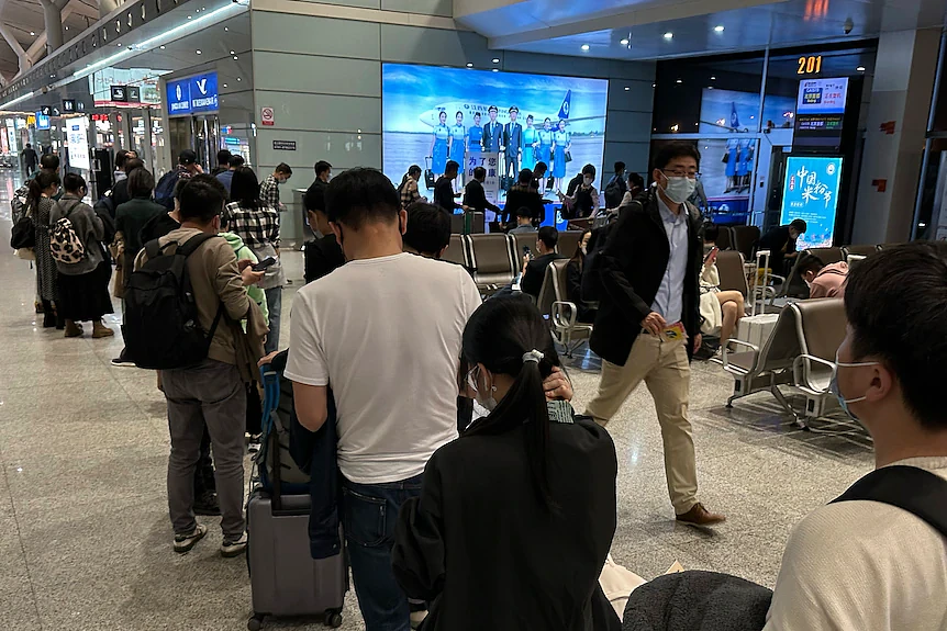 回国机票暴涨4倍！中东局势波及澳洲，华人母亲高价改签：只能硬扛（组图） - 2