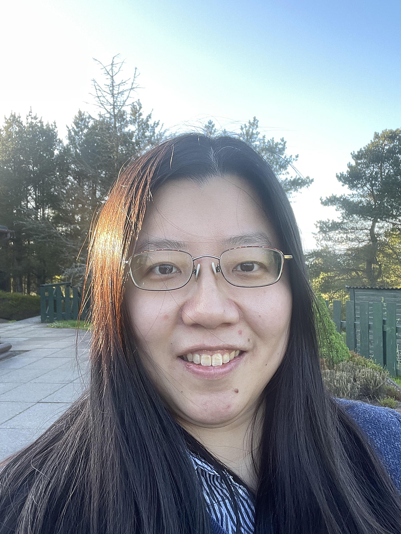 3华人女数学家王虹、唐云清、张明嘉 获「科学界奥斯卡」 - 2