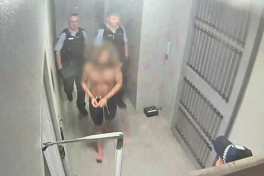 模仿Bondi恐袭枪手并辱骂犹太人！悉尼男子被判12个月监禁（组图） - 1