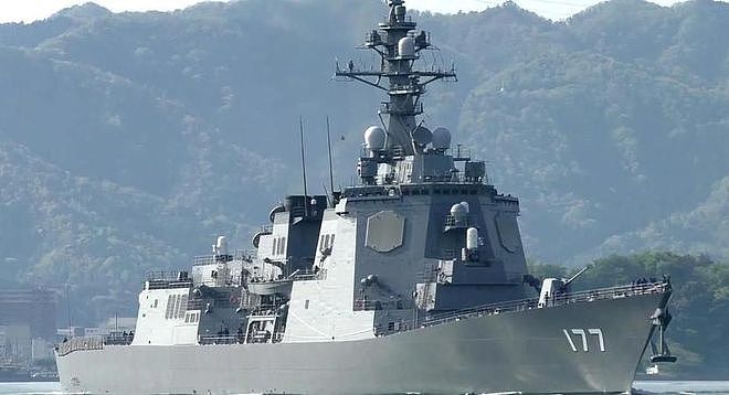 你怕了？日舰闯台海48小时后，中国军舰开到家门口！日本网友崩了（组图） - 2
