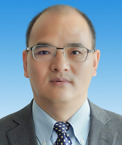 中国国企高层德国酒醉耍官威登机，画面曝光遭撤职 - 1