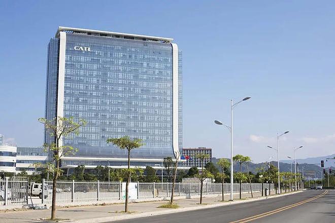 宁德时代狂丢王炸:满电6分钟,最高续航1500km,猛建超换一体站(组图) - 1