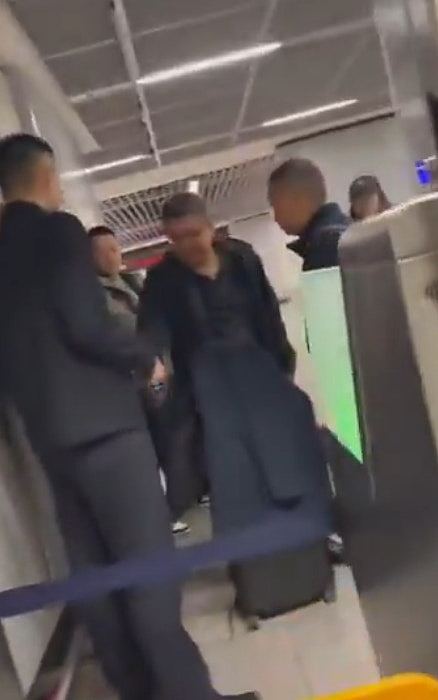 中国航材原董事长等德国机场醉酒，坚持登机致航班延误遭撤职（组图） - 3