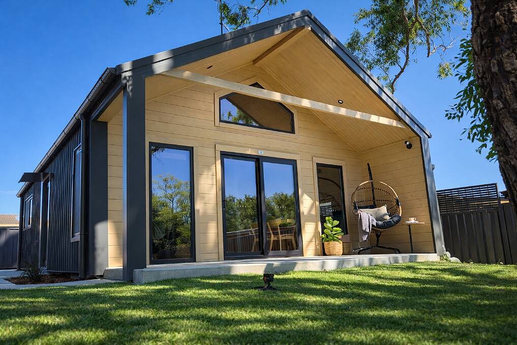 新州房东仅花$20万在后院建预制房，10周后顺利出租（组图） - 1