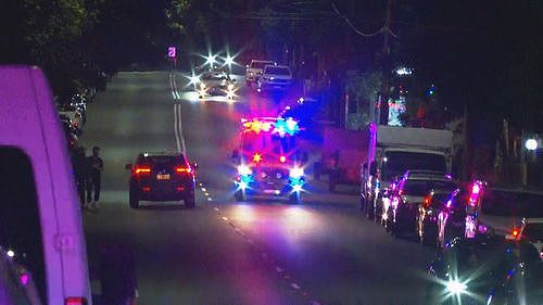 夜晚连发两起恶性枪击与袭警案!悉尼警员惨遭车辆夹击与重拳打伤(组图) - 5