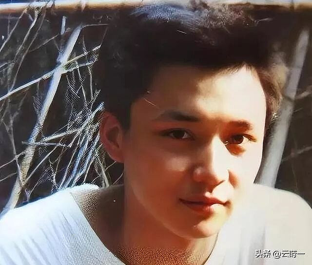 因太帅被封杀、太穷被离婚！55岁逆袭成叔圈顶流（组图） - 2