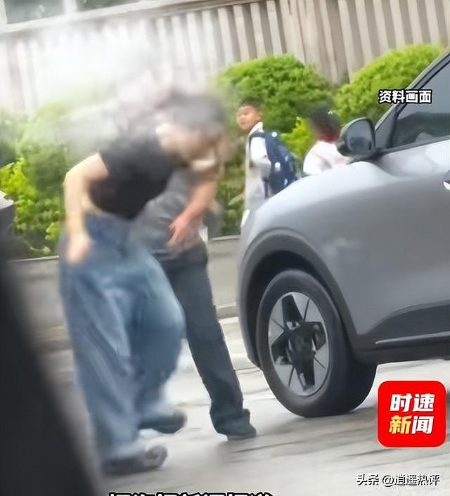 大反转!女子踹保安反被扇,完整监控曝光,保安才是真恶人? - 6