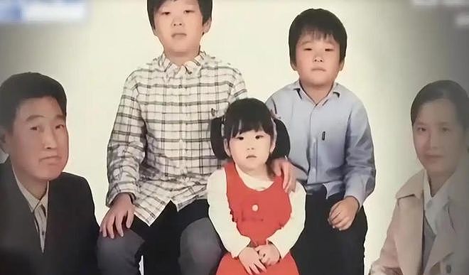 19岁女孩迷上韩剧，嫁给31岁残疾韩国男人！20年过去她怎么样了？ - 5