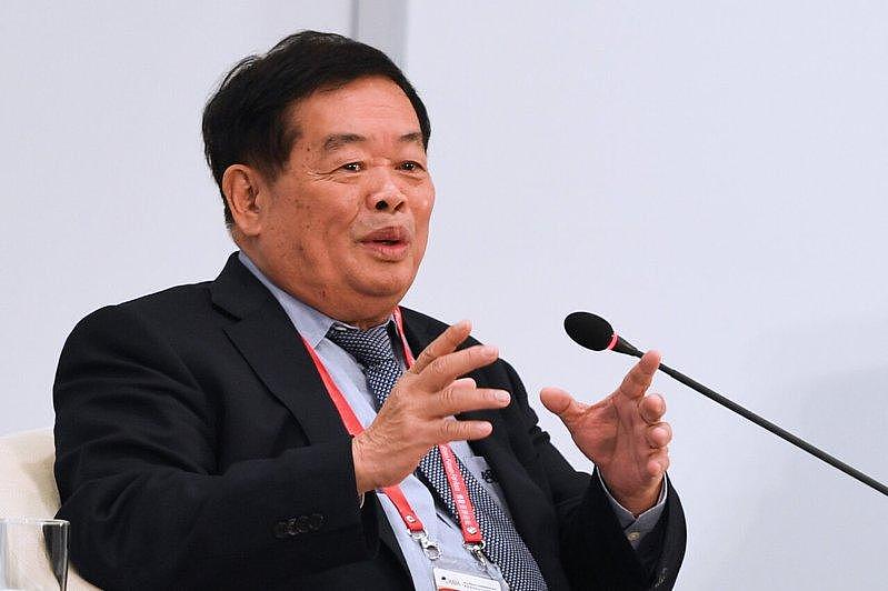 中国玻璃大王谈关税战，曹德旺：大不了关掉美国工厂（组图） - 2
