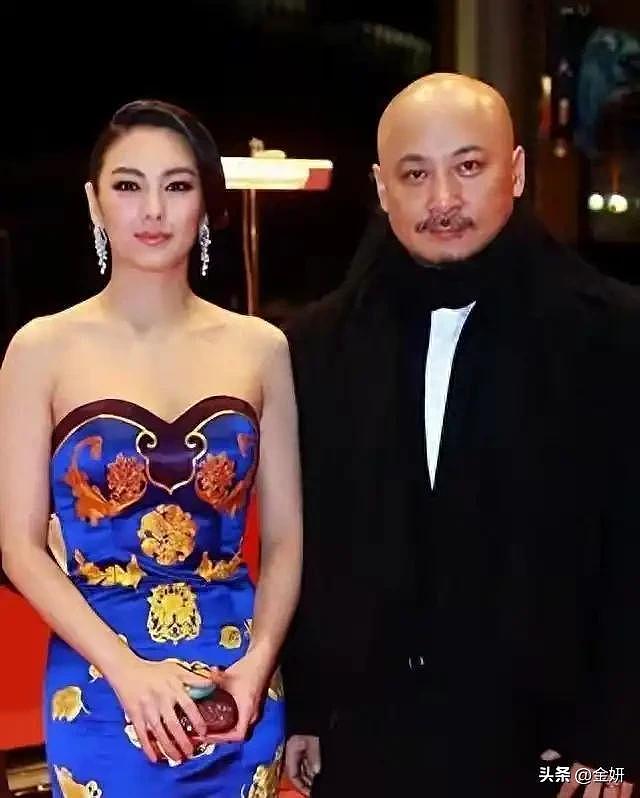 连续三天嫖娼一次嫖俩，花800元毁掉一手女神好牌，他图什么？ - 1