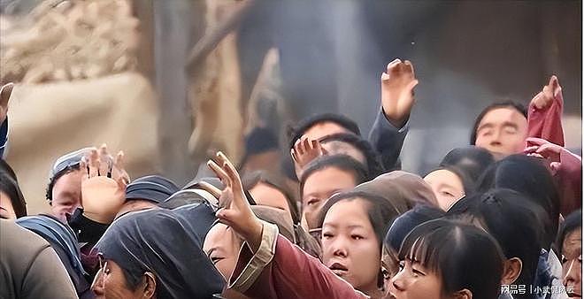 横店20万群演：美女泛滥成灾，懒汉光棍遍地，他们将何去何从呢 - 4