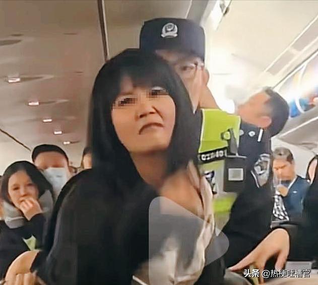 冒充空姐大闹亚航后续：自曝账号硬杠乘客，私聊记录流出，不认错（组图） - 5