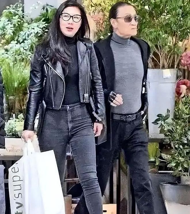 谢贤前女友Coco直播揭秘14年忘年恋，否认巨额分手费并爆料谢家私事（组图） - 5