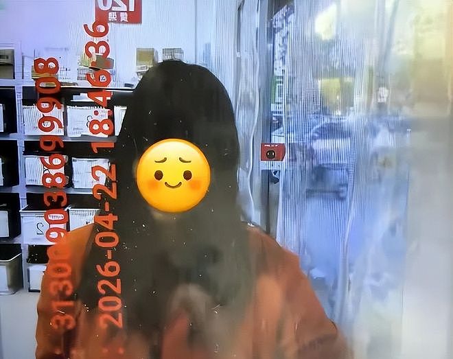 秦皇岛大姐逃单偷狗后续:正脸曝光,被人认出已社死,摊主不和解(组图) - 10