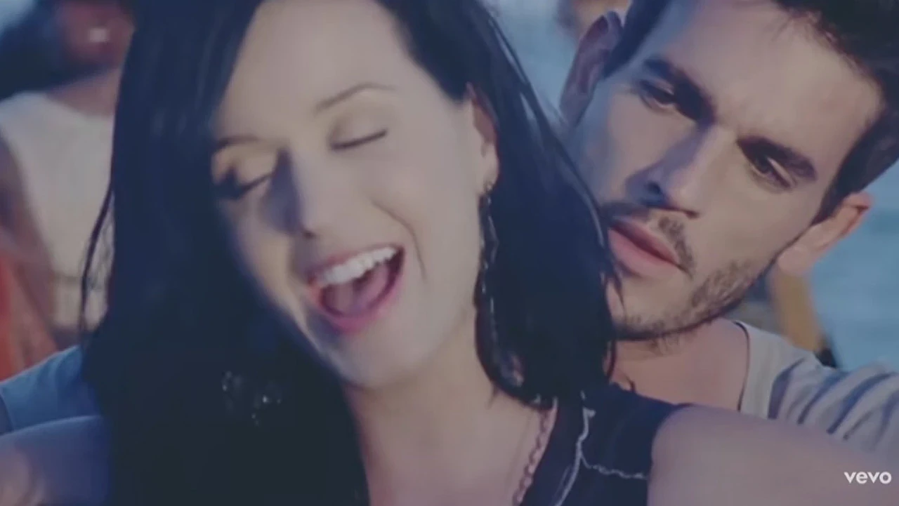 还有瓜？澳洲女星指控“水果姐”性侵后，男模爆料被Katy Perry当众脱裤（组图） - 5