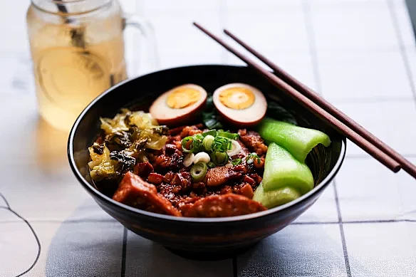 澳洲这家华人夫妇的早午餐店火了！神级蛋饼一口入魂，吸引大批食客打卡 - 3