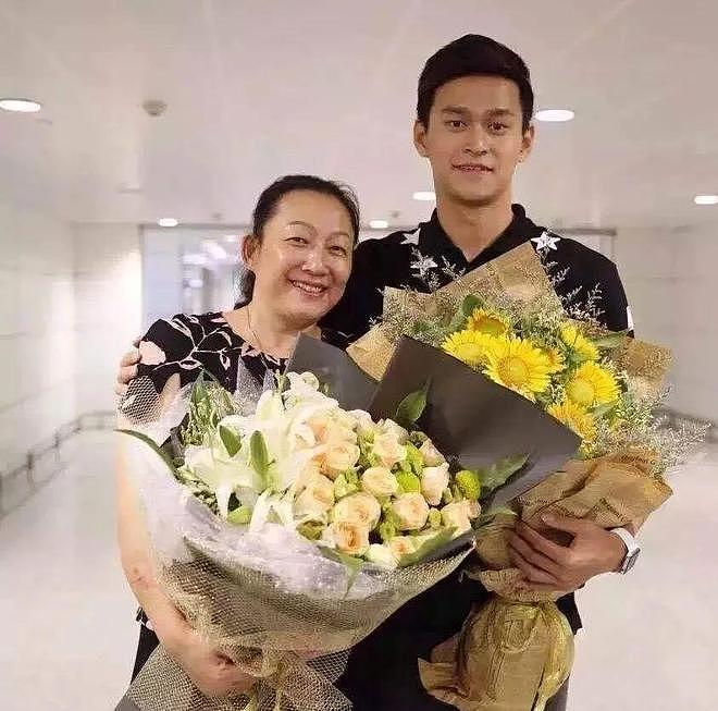 妈宝男、控制狂？逼哭张豆豆后，孙杨终于不装了，难怪秦昊嫌弃他（组图） - 15