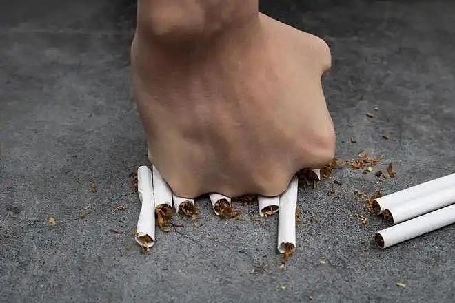 5月1日正式执行!中国执行控烟新规,不光抽烟受限,发朋友圈晒烟或被封号罚款(组图) - 10