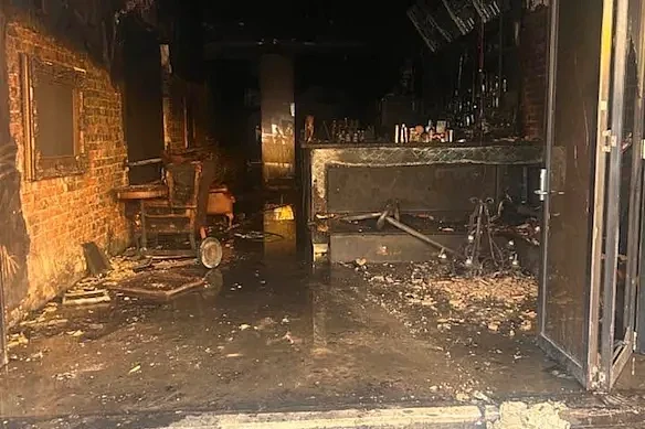 澳夜店2个月连遭超20起纵火枪击!超10名涉案少年被捕,州长紧急发声(组图) - 2