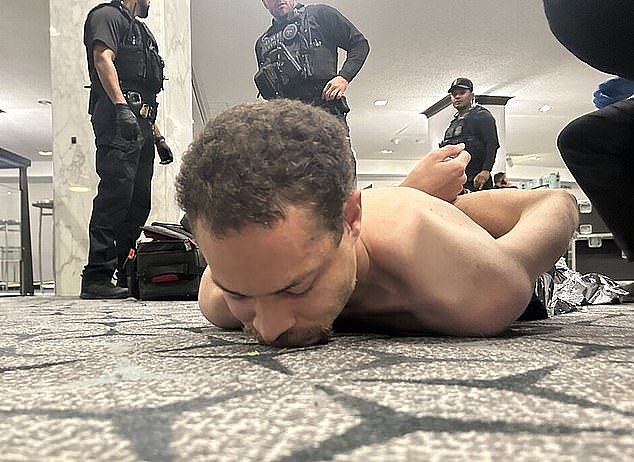 白宫记者晚宴发生枪击事件,特朗普紧急撤离!澳总理发声:所幸都安然无恙(组图) - 4