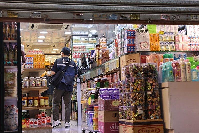 内地客香港买6000元虫草,磨粉后竟变7万!店员被捕(组图) - 2