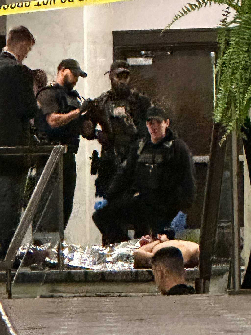 白宫记者晚宴传枪响!31岁孤狼枪手“名校出身”,高中校友错愕:他是天才 - 2