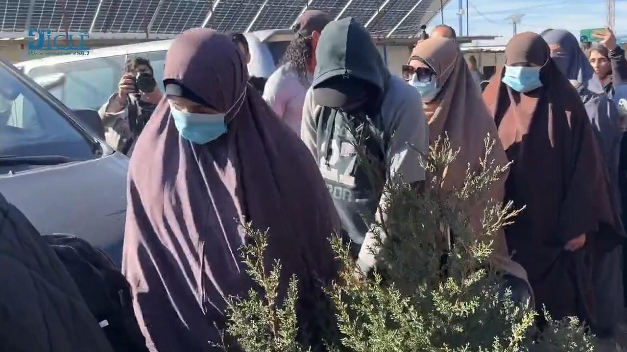 4名ISIS新娘携9名儿童试图重返澳洲,政府拒绝协助并警告:“将面临法律严惩”(组图) - 3