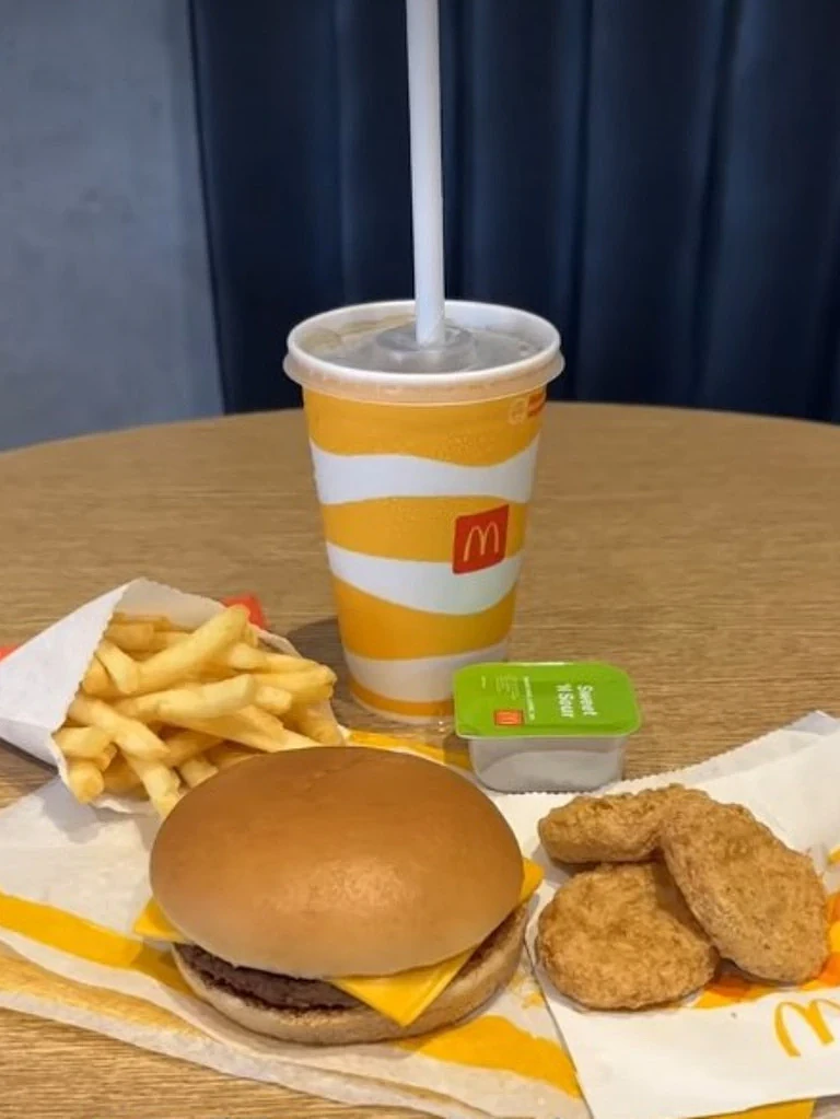 仅售$7的“穷人套餐”要没了?澳麦当劳粉丝炸锅,官方紧急回应(组图) - 2