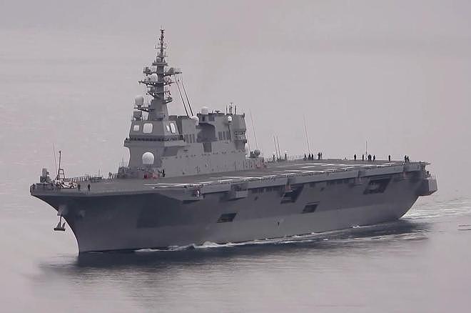 外媒报道，055大驱当着日本航母的面，直接发射鹰击-20？（组图） - 22