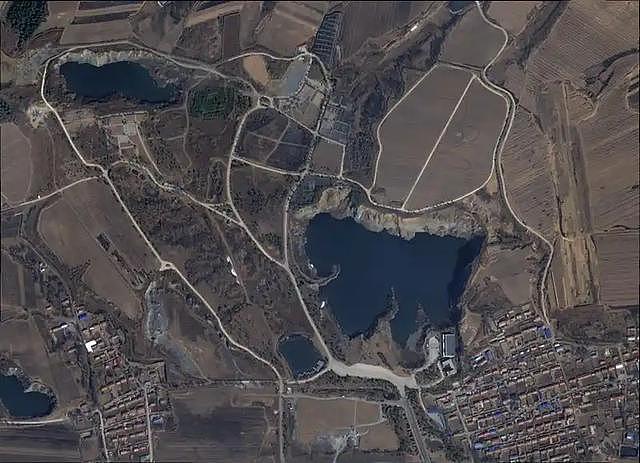 吉林伊通惊现200万豪华住宅式墓地，独门独户地上地下两层（组图） - 5