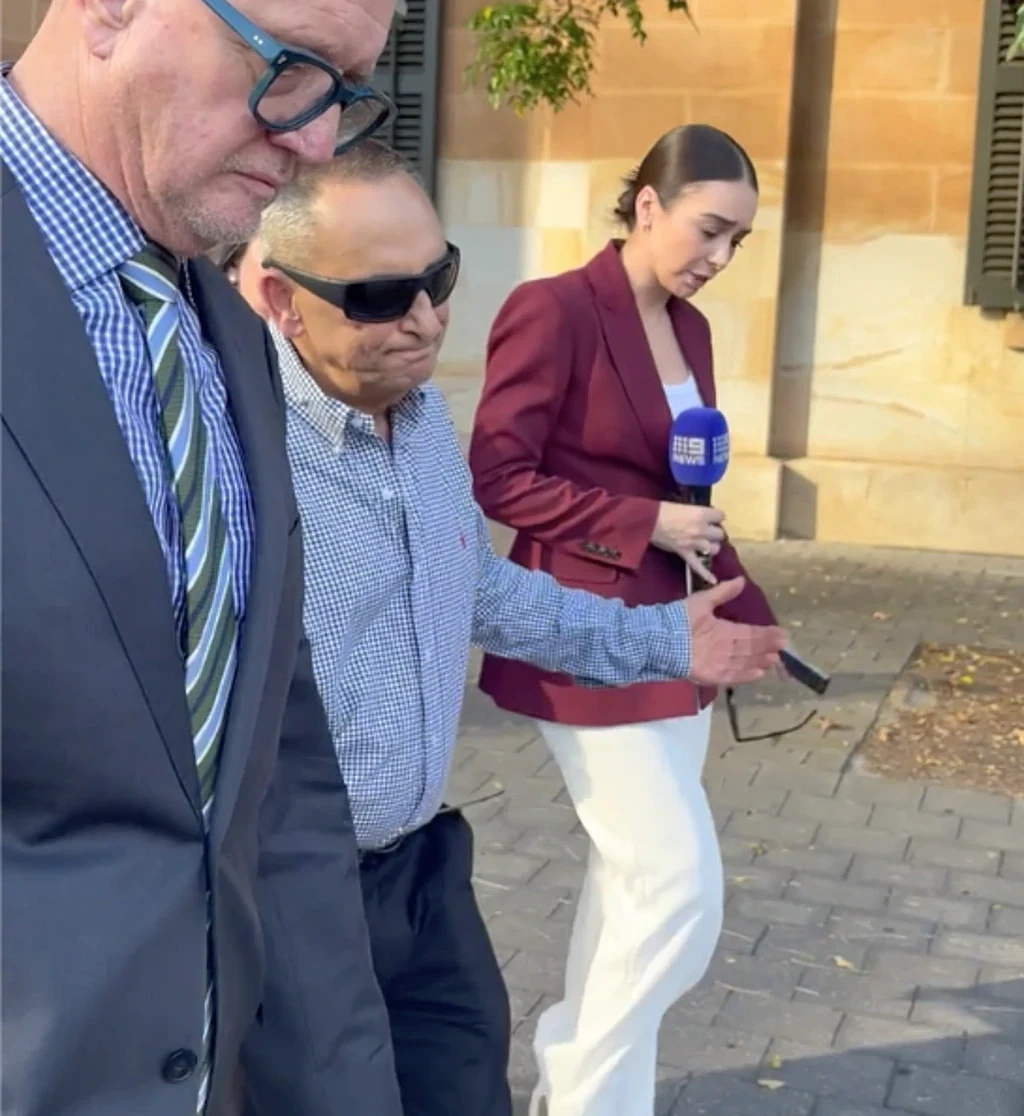 痛心！澳华女家门口被撞身亡，绝症司机当庭落泪致歉：我已尽力救她（组图） - 3