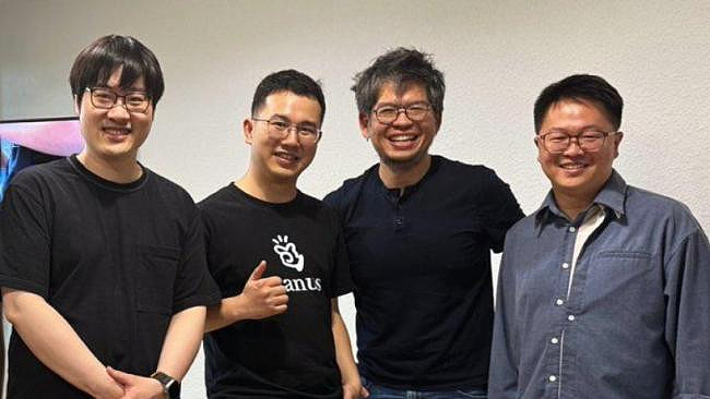 看了中国发改委的公告，小扎笑醒了（图） - 1