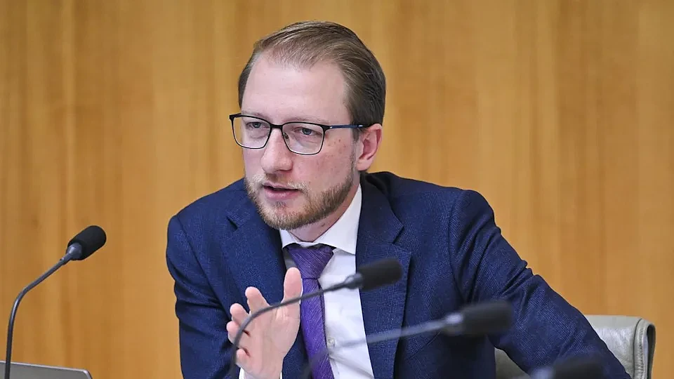 影子防长怒批澳总理涉华言论含糊其辞！“应坦诚说明中国的真实威胁”（组图） - 1