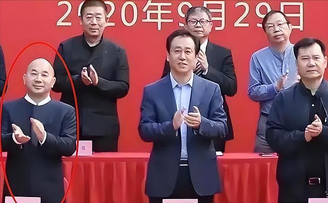 第二个“恒大”出现!年收入超6000亿,老板跟许家印“称兄道弟”(组图) - 11