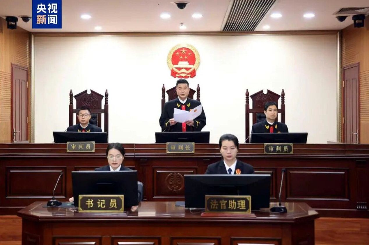 曾威胁机场乘客“回南昌有你好瞧的”，副部级洪礼和受贿等罪判20年（组图） - 3