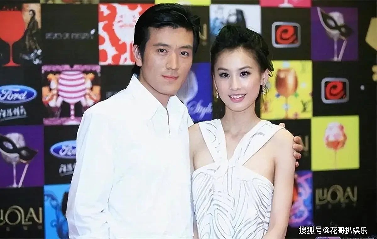 杨子携00后女友回家探亲,前年为他秘密生子(组图) - 8
