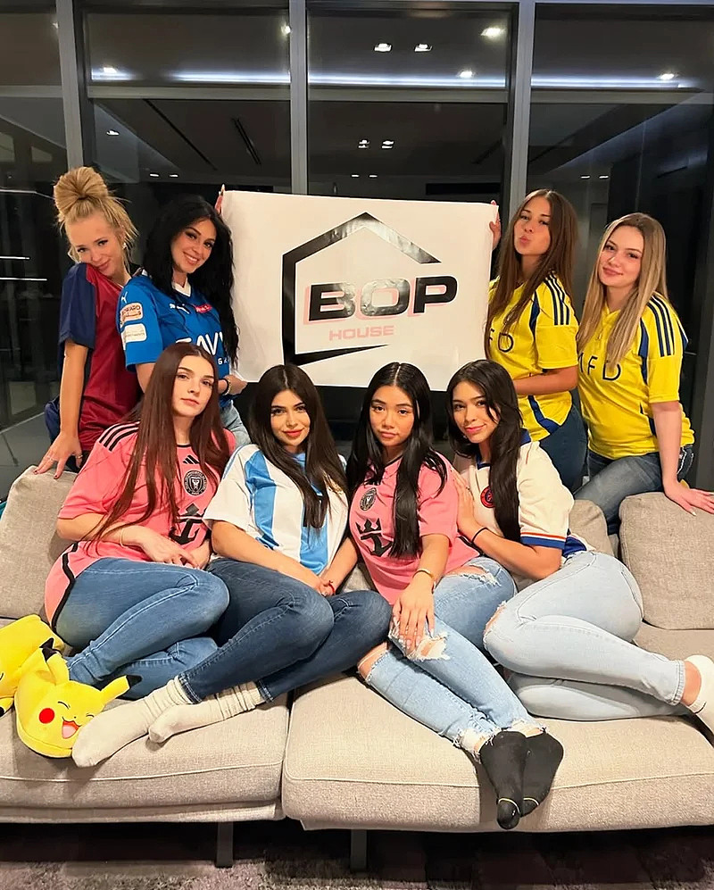 OnlyFans大军涌入美国!干这行太有钱了(组图) - 14