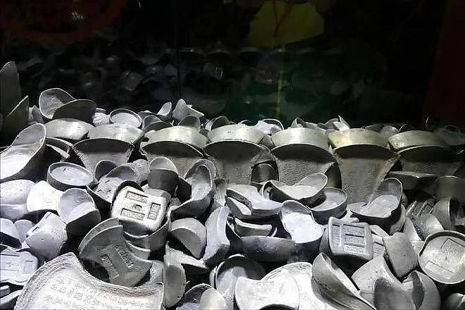 暴涨130%,贵了1200!中国卖不掉的硫酸,一夜之间被全球疯抢(组图) - 13