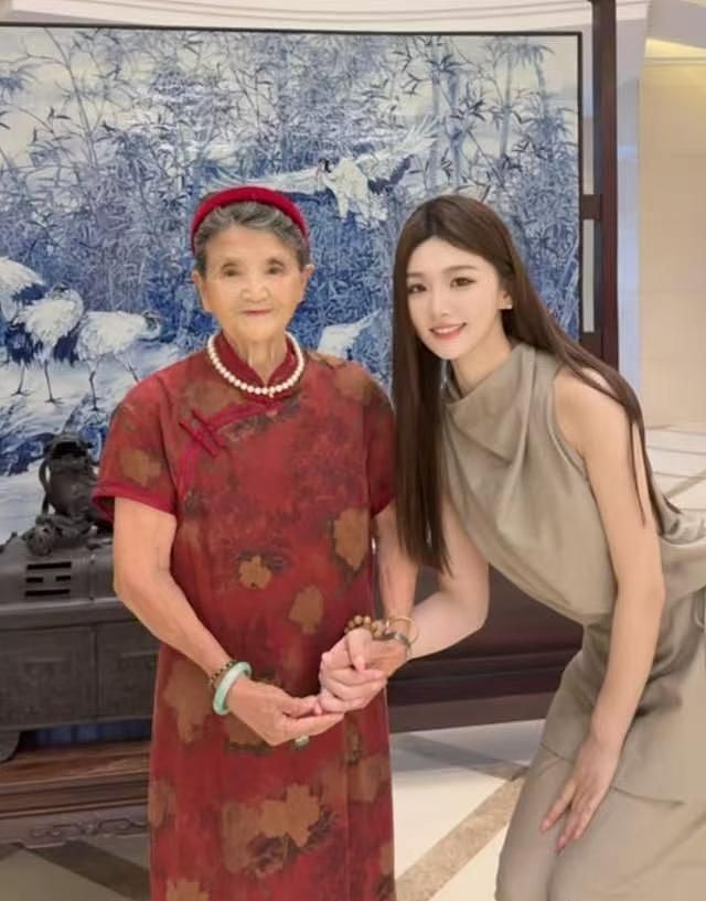 综艺里哭着求复合,转头让新欢生子,黄圣依17年的体面被撕得粉碎(组图) - 6