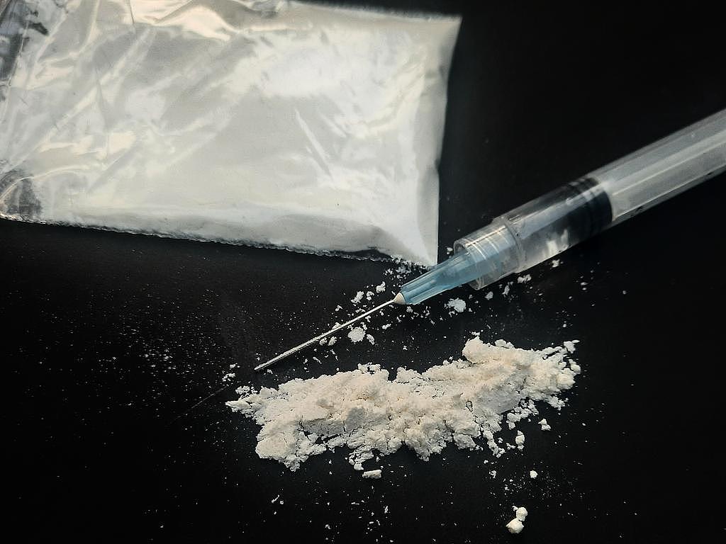 澳女误给男友注射海洛因致其昏迷,竟补打两针冰毒企图“唤醒”他!最终酿悲剧...(组图) - 4