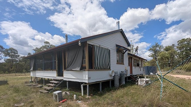 澳洲凶宅挂牌,超$19万被神秘买家接手!曾发生惨烈枪击案,致两名警员及无辜邻居遇害 - 7