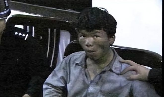2004年马加爵被执行死刑后，同学回想他的生活，提到一个怪异之处 - 4