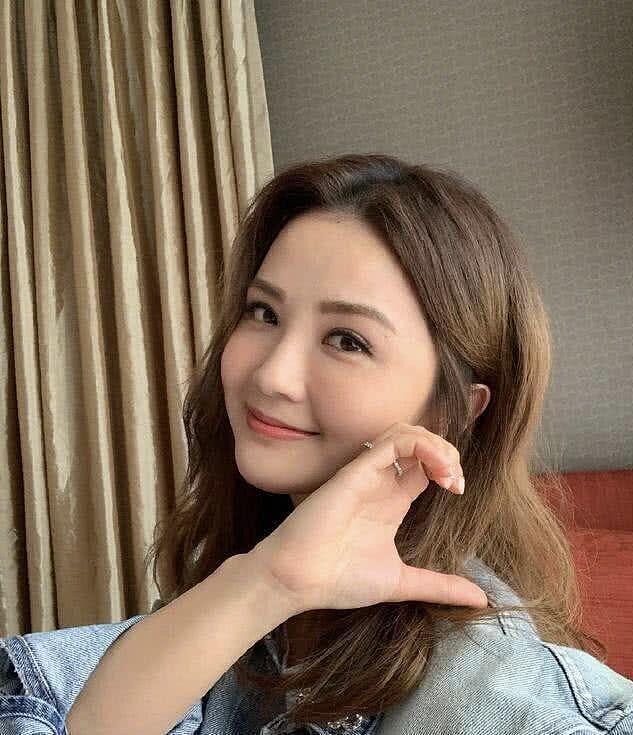 阿Sa官宣结婚不到24小时,男方被扒底朝天,身份不简单,全是猛料 - 32