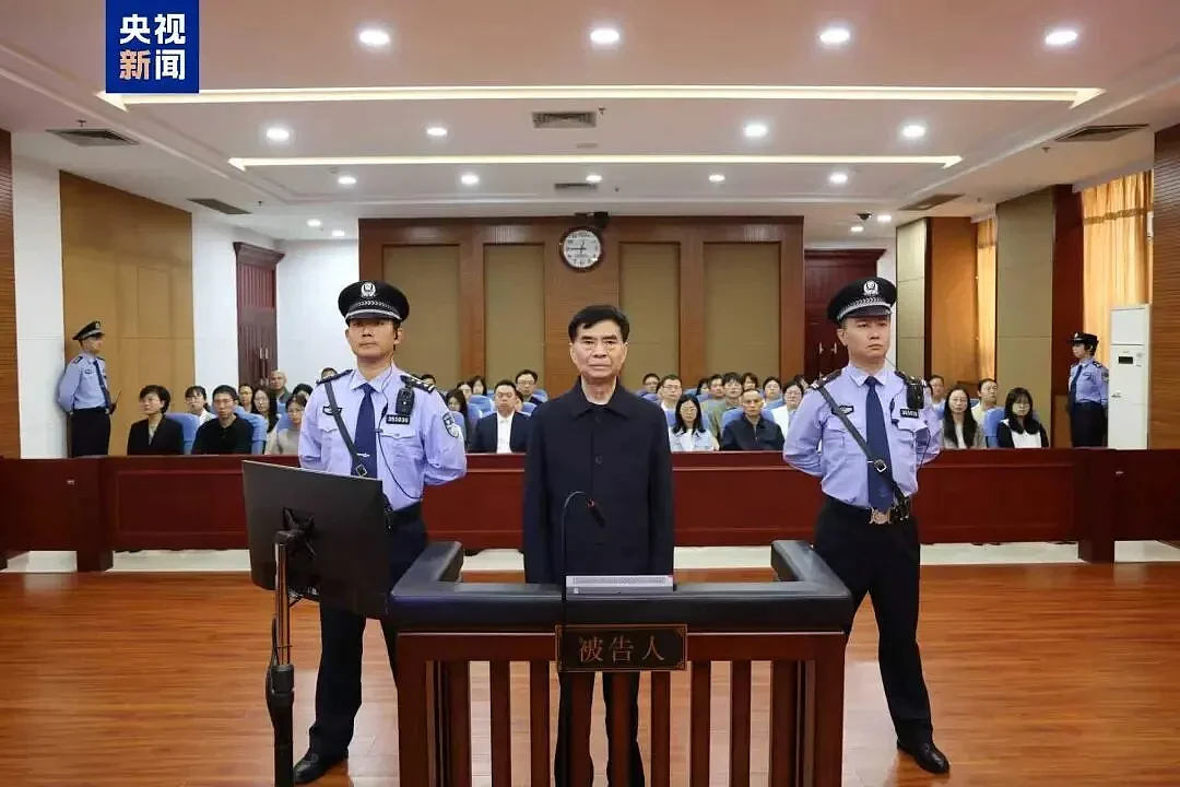 回到南昌,有你好瞧的!副部级洪礼和被判20年...(组图) - 1