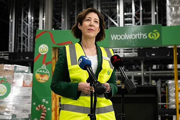 你的日常开销还要涨多少?Woolworths紧急“锁价”300款商品,总裁警告涨价潮将至! - 1