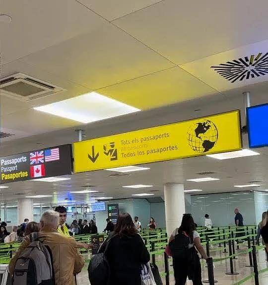 中国导游:走出国门,才发现中国离“强大”还很远(组图) - 1